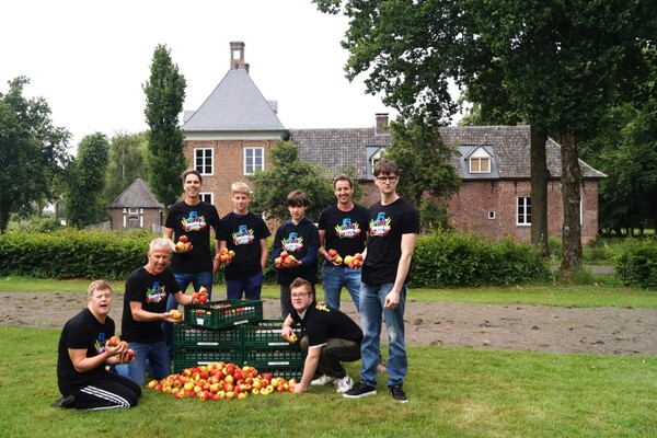 Wereldrecordpoging appels stapelen